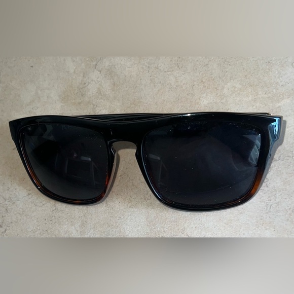 Kreedom District “Be Strong and Courageous” brown & Black combo sunglasses UV400 - Picture 5 of 8